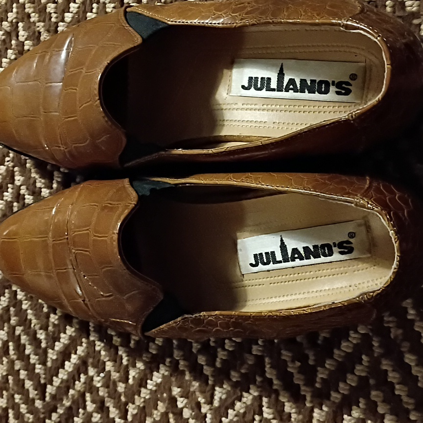 Brown Crocodile Pattern Loafers